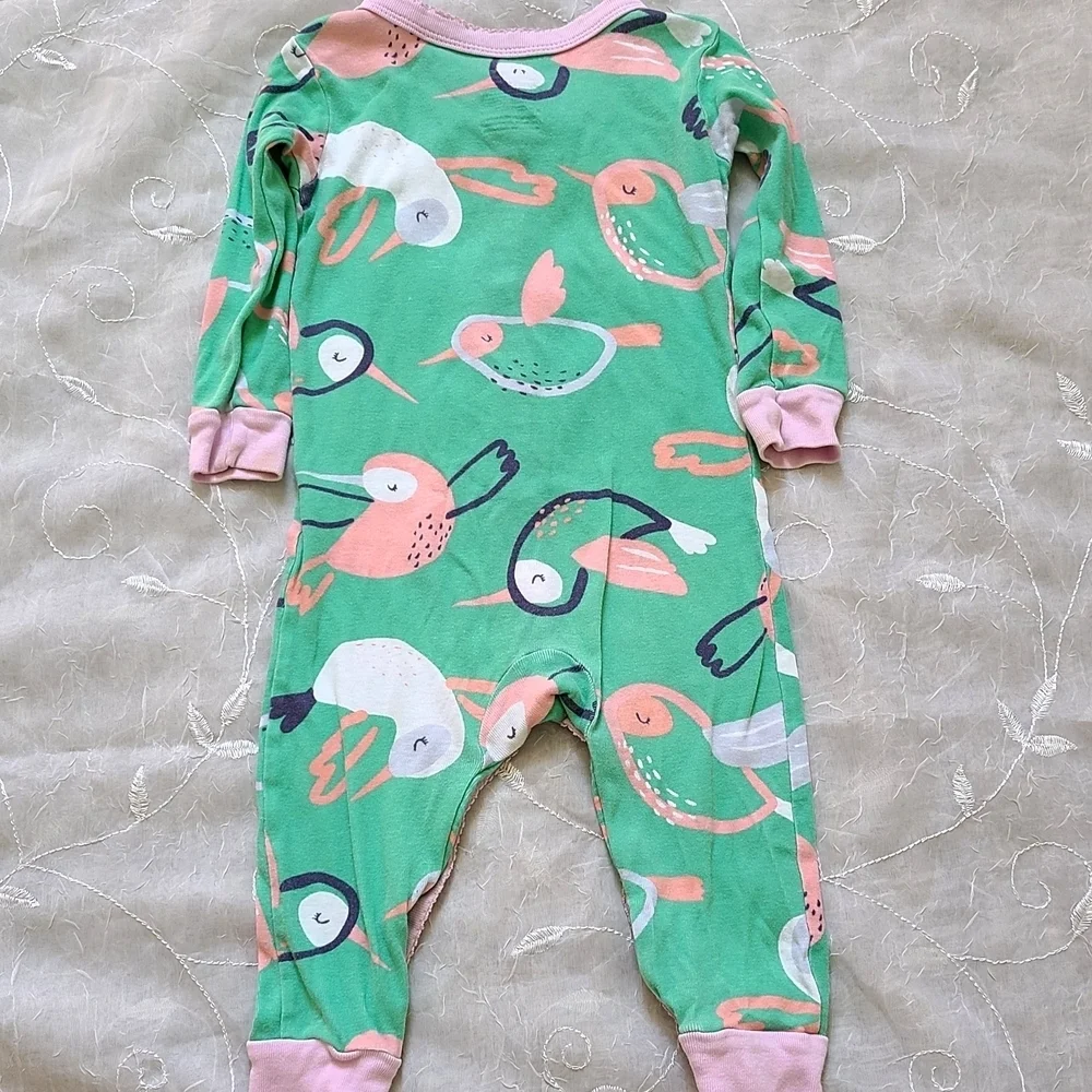Carter's 12 Month Sleeper One Piece Snaps Humming Bird Design Footless Pajamas